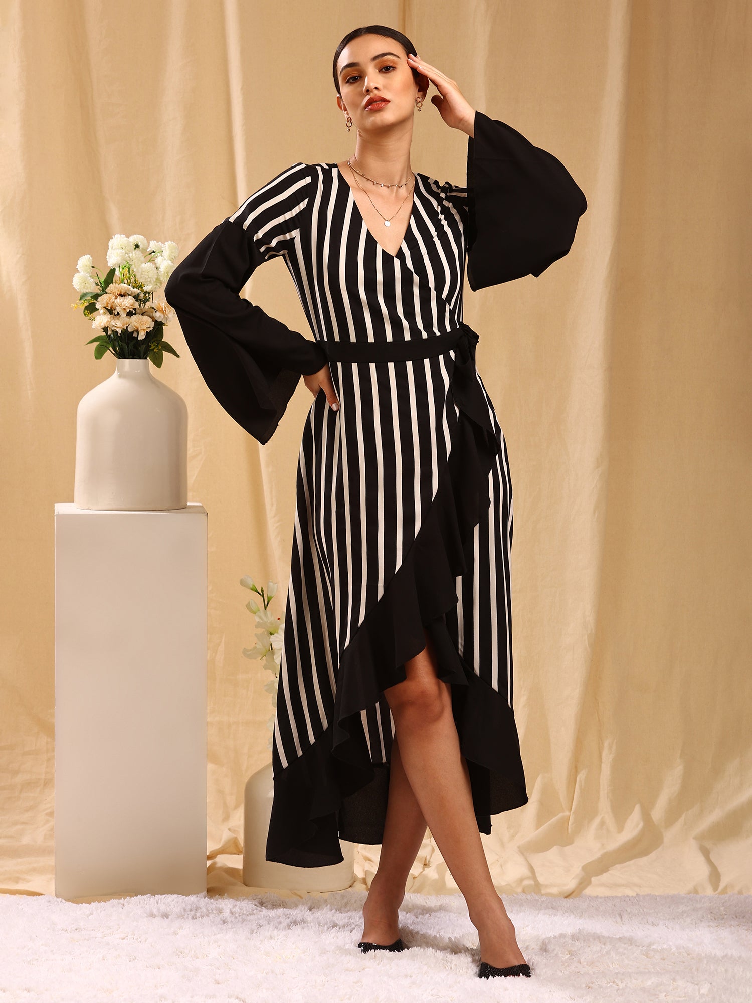 Womens Black and White Striped MAxi Dress with 3/4 Sleeves | Maxi dress,  Modest maxi dress, Striped maxi dresses